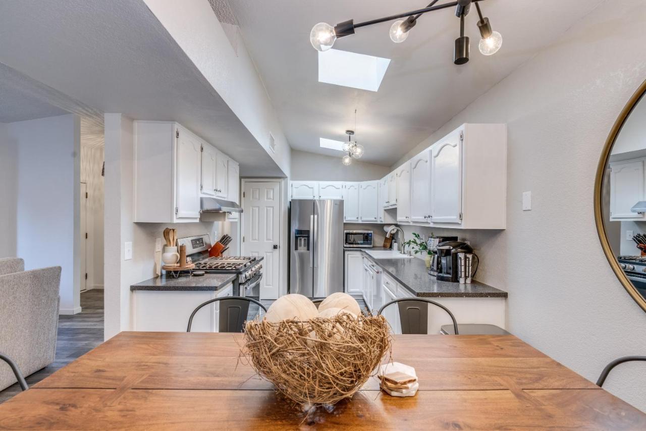 New! Modern • Family Friendly • The Desert Nest